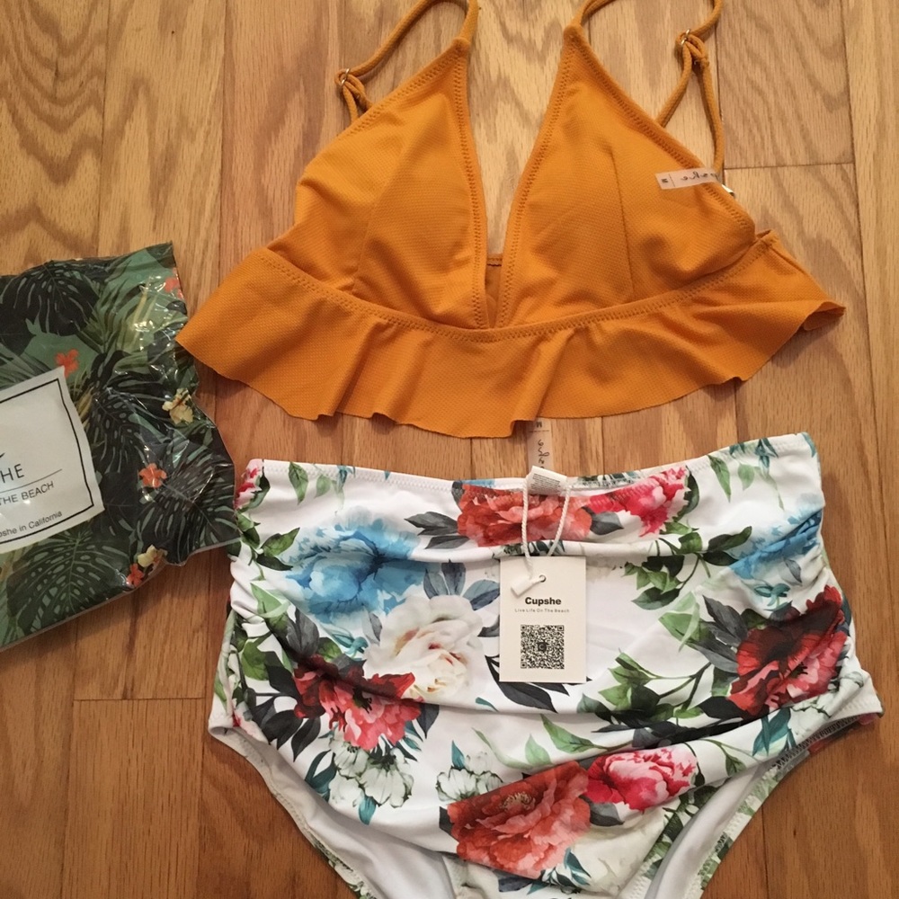 CUPSHE Rambling Rose Bikini Set